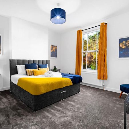 Large Modern Apartment - High-Speed Wifi - Netflix - Street Parking 3Br Birmingham Exterior photo